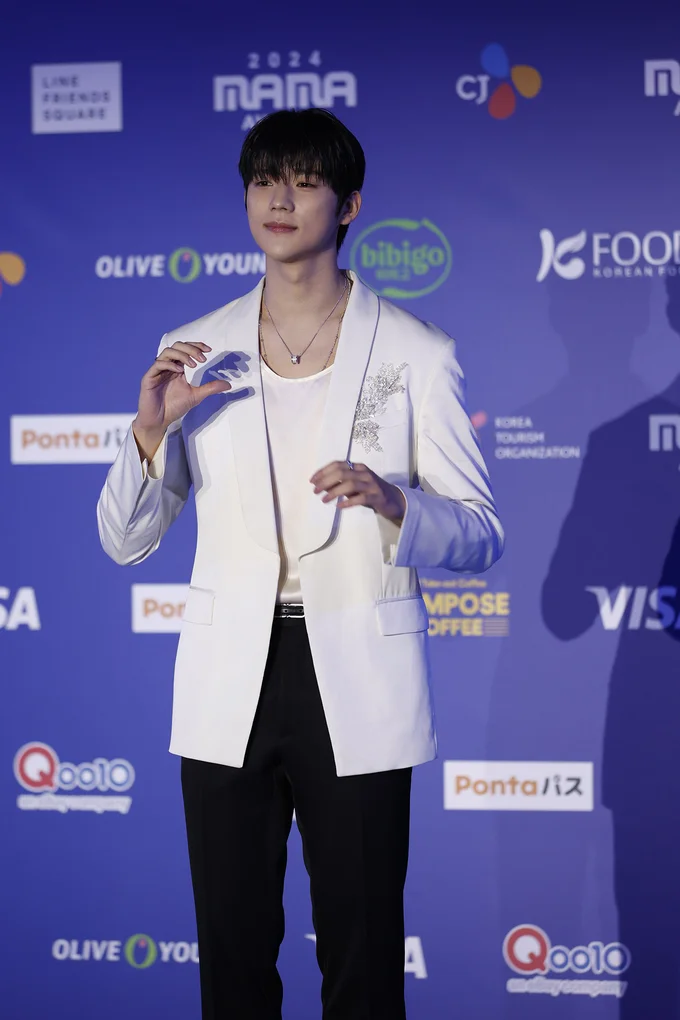 「MAMA AWARDS（Mnet ASIAN MUSIC AWARDS）」に登場したムン・サンミン撮り下ろし