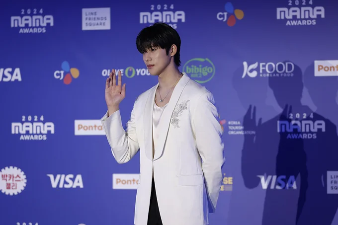 「MAMA AWARDS（Mnet ASIAN MUSIC AWARDS）」に登場したムン・サンミン撮り下ろし