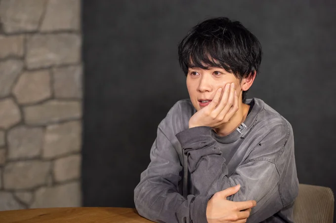 優しい笑顔が印象的！山下大輝さん撮り下ろし