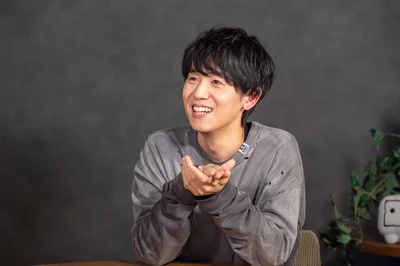 優しい笑顔が印象的！山下大輝さん撮り下ろし