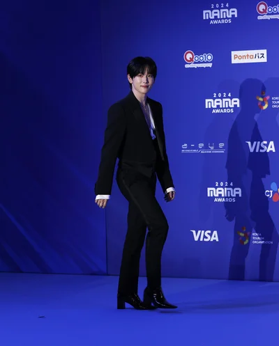 「MAMA AWARDS（Mnet ASIAN MUSIC AWARDS）」に登場したイム・シワン撮り下ろし