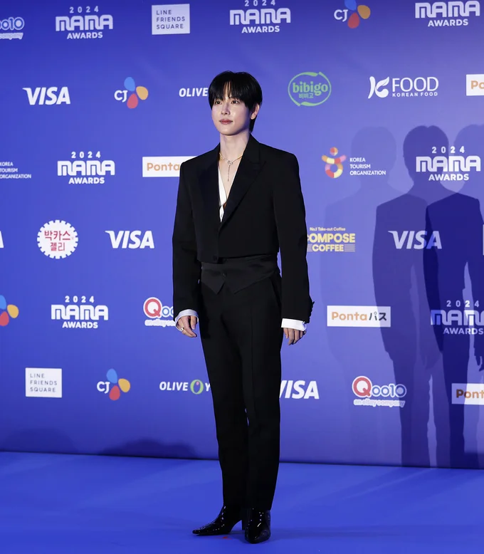 「MAMA AWARDS（Mnet ASIAN MUSIC AWARDS）」に登場したイム・シワン撮り下ろし
