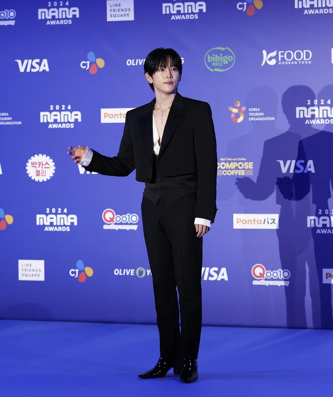 「MAMA AWARDS（Mnet ASIAN MUSIC AWARDS）」に登場したイム・シワン撮り下ろし