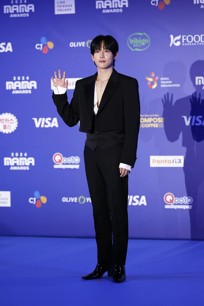 「MAMA AWARDS（Mnet ASIAN MUSIC AWARDS）」に登場したイム・シワン撮り下ろし