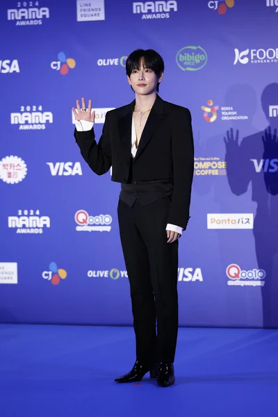 「MAMA AWARDS（Mnet ASIAN MUSIC AWARDS）」に登場したイム・シワン撮り下ろし