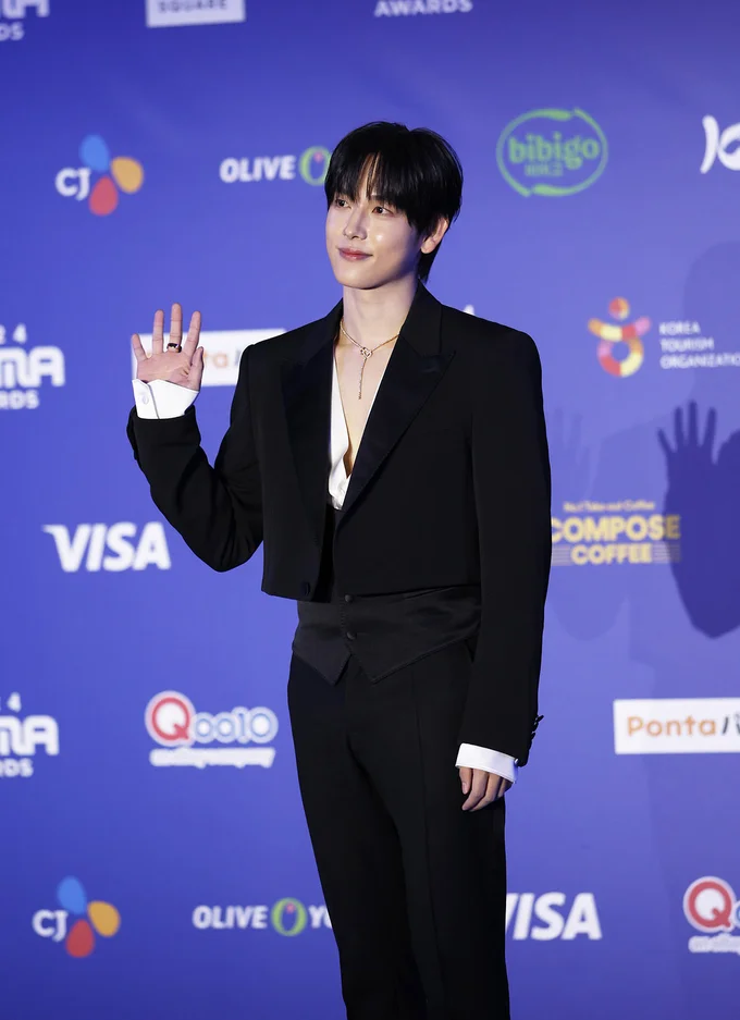 「MAMA AWARDS（Mnet ASIAN MUSIC AWARDS）」に登場したイム・シワン撮り下ろし