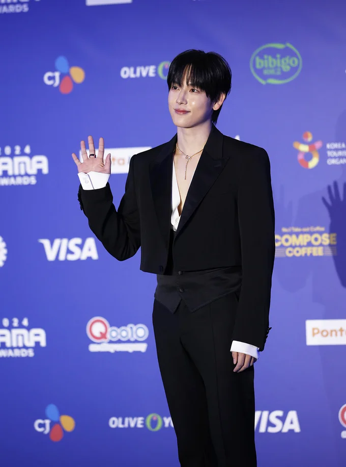 「MAMA AWARDS（Mnet ASIAN MUSIC AWARDS）」に登場したイム・シワン撮り下ろし