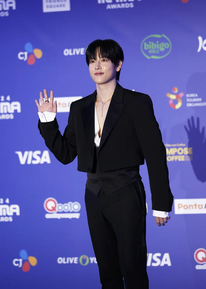 「MAMA AWARDS（Mnet ASIAN MUSIC AWARDS）」に登場したイム・シワン撮り下ろし