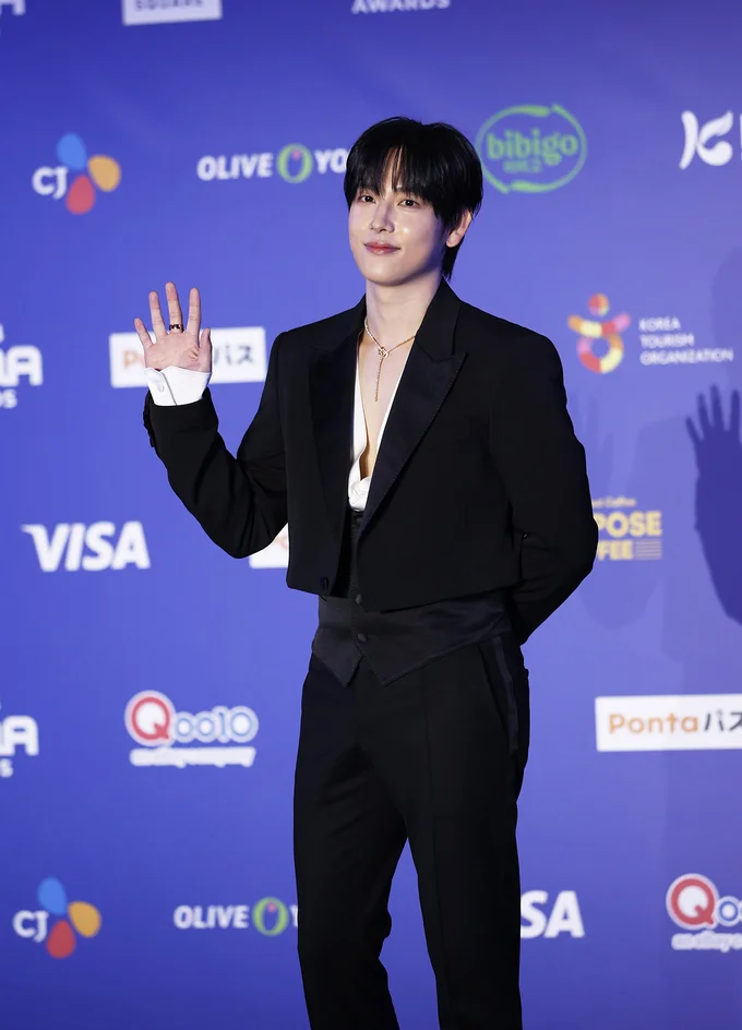 「MAMA AWARDS（Mnet ASIAN MUSIC AWARDS）」に登場したイム・シワン撮り下ろし