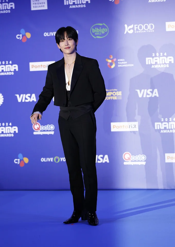 「MAMA AWARDS（Mnet ASIAN MUSIC AWARDS）」に登場したイム・シワン撮り下ろし