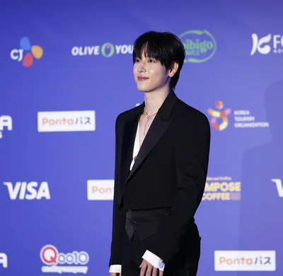 「MAMA AWARDS（Mnet ASIAN MUSIC AWARDS）」に登場したイム・シワン撮り下ろし
