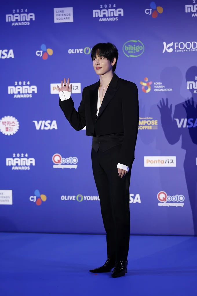 「MAMA AWARDS（Mnet ASIAN MUSIC AWARDS）」に登場したイム・シワン撮り下ろし