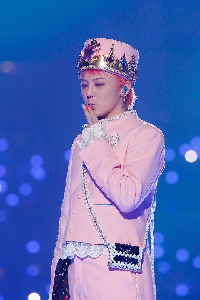 「自分自身がカムバックをのぞんでいる」とD-LITEの番組で語っていたG-DRAGON。まさにキングオブK-POPの帰還!