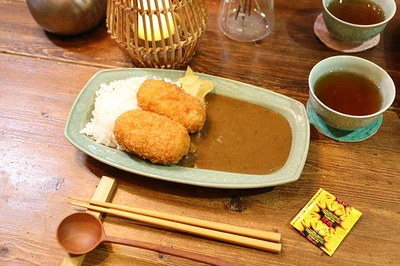 カニクリームコロッケって見た目も可愛い！