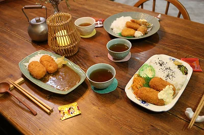 「ほっともっと」のお弁当とは思えない!? 贅沢な洋食の夕飯が楽しめます