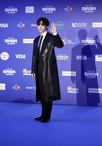  「MAMA AWARDS（Mnet ASIAN MUSIC AWARDS）」に登場したイ・ジュノ撮り下ろし