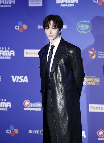  「MAMA AWARDS（Mnet ASIAN MUSIC AWARDS）」に登場したイ・ジュノ撮り下ろし
