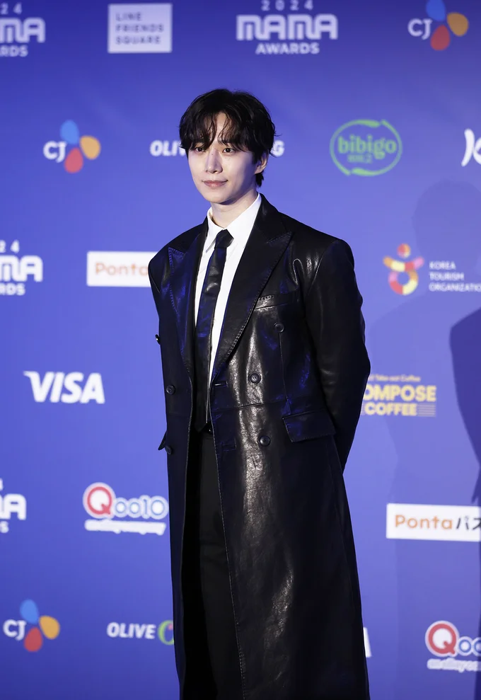  「MAMA AWARDS（Mnet ASIAN MUSIC AWARDS）」に登場したイ・ジュノ撮り下ろし
