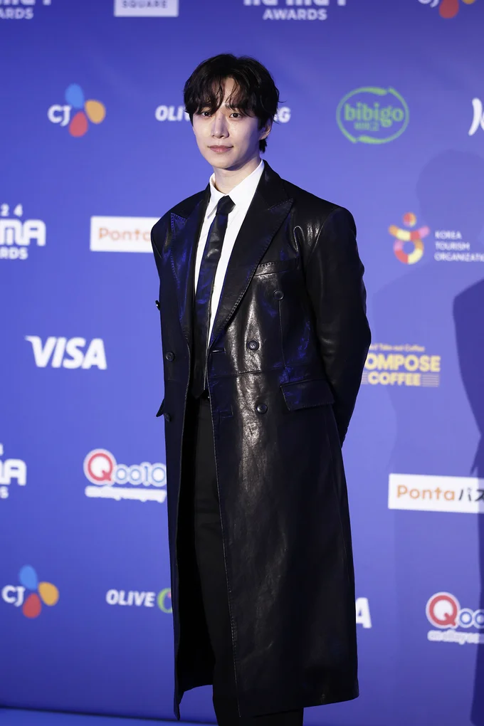  「MAMA AWARDS（Mnet ASIAN MUSIC AWARDS）」に登場したイ・ジュノ撮り下ろし
