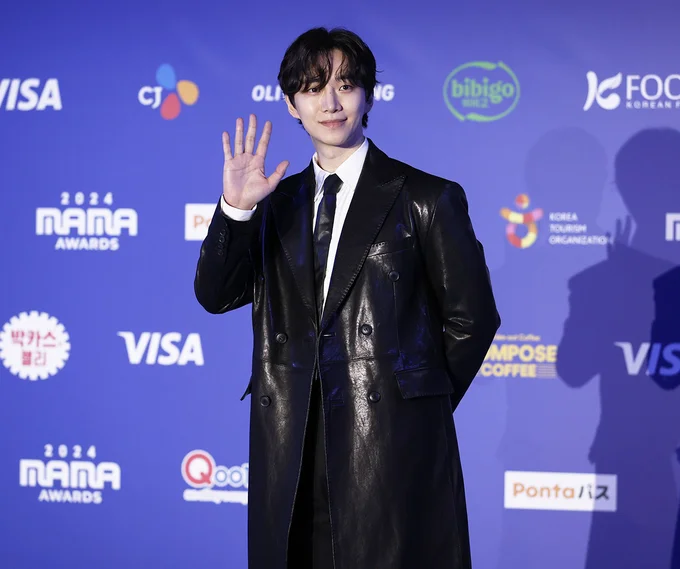  「MAMA AWARDS（Mnet ASIAN MUSIC AWARDS）」に登場したイ・ジュノ撮り下ろし