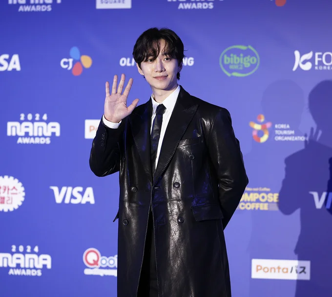  「MAMA AWARDS（Mnet ASIAN MUSIC AWARDS）」に登場したイ・ジュノ撮り下ろし