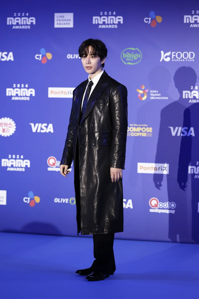  「MAMA AWARDS（Mnet ASIAN MUSIC AWARDS）」に登場したイ・ジュノ撮り下ろし