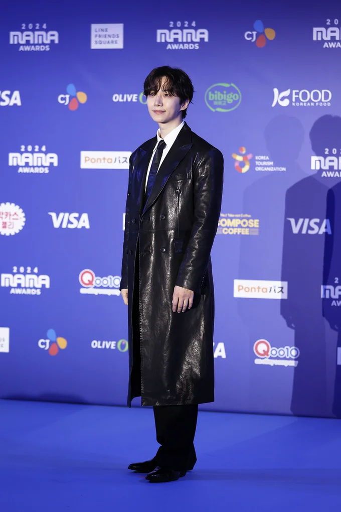  「MAMA AWARDS（Mnet ASIAN MUSIC AWARDS）」に登場したイ・ジュノ撮り下ろし