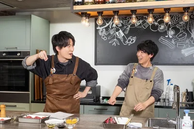 挽肉に塩をふる畠中さん