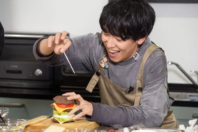 優しい笑顔が印象的！ハプニングも楽しそうな山下大輝さん撮り下ろし