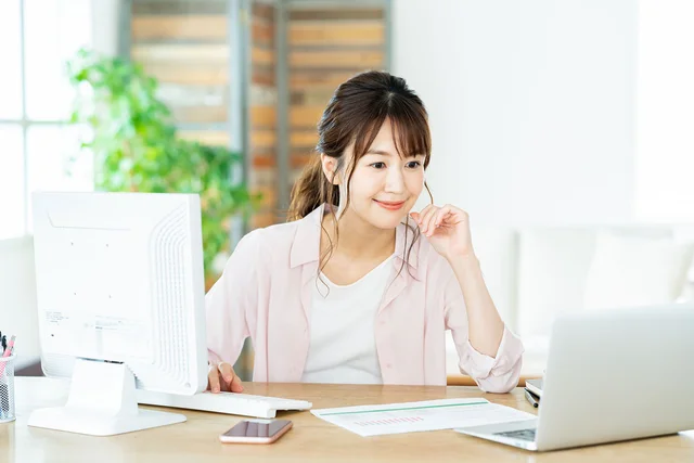 在宅フリーランスとして生計を立てるには？ 月収20万円を達成するための心構え