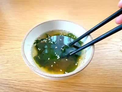 梅が全体にいきわたるように、よくかき混ぜて
