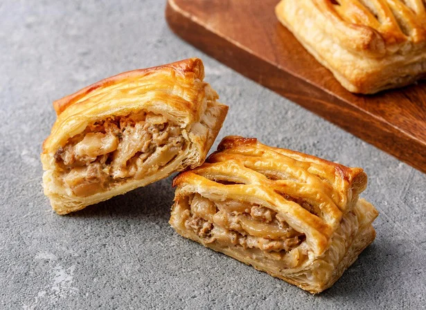 アレンジレシピ「トリュフ薫るポテトのパイ包み」は高級で贅沢な味わい