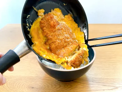 ご飯の上へ！