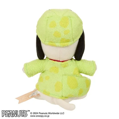 ヘビの顔は帽子になっている