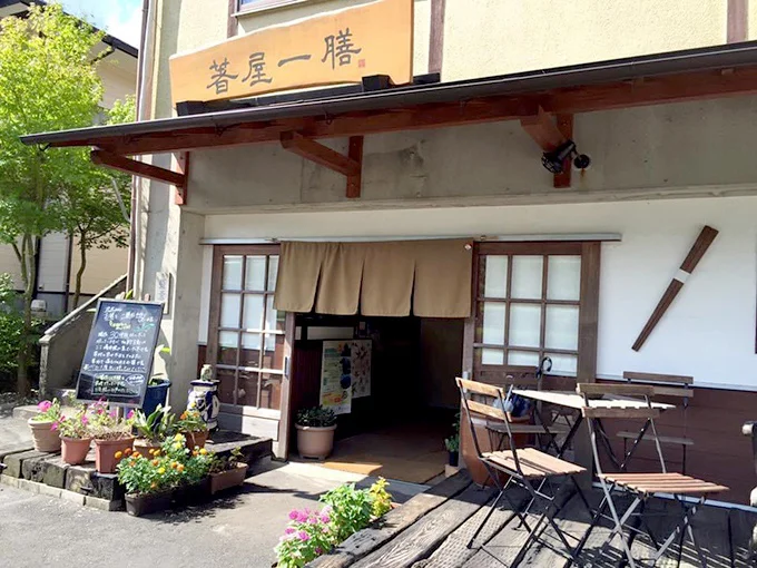 オーダーメイドのお箸が作れる「箸屋一膳(本店)」