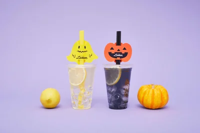 【写真を見る】レモネード専門店「Brooklyn Lemon(ブルックリン・レモン)」のハロウィン限定レモネード