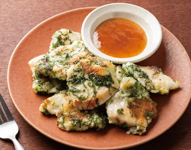【簡単ヘルシー節約レシピ】しっとり鶏むね肉と梅ソースが相性抜群「鶏しそチーズ焼き」