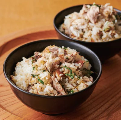 【簡単ヘルシー節約レシピ】お茶漬けアレンジも！焼きさばと大葉の混ぜご飯「さばポンご飯」