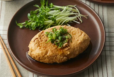 材料は5つだけ！ 鶏むねのひき肉を使った「ふわふわ和風ハンバーグ」