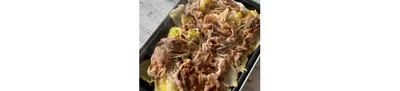待っている間に調味料を混ぜ合わせておき、10分たったらフタを開けて回しかける。