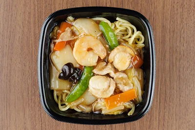 こだわりのもちもち麺 海鮮中華あんかけ麺　820円
