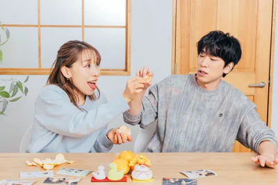 姉からの急なみかんのお裾分けに面食らう弟小山さん。でもちゃんと食べてあげる優しい弟さんです！