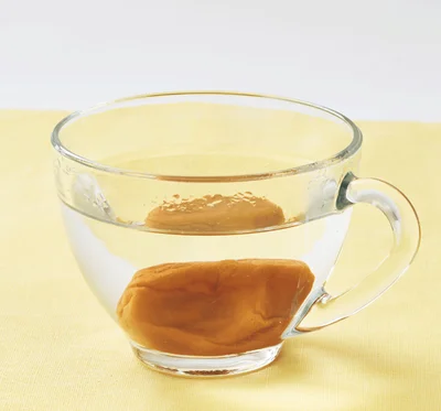 胃腸の“おめざ”にぴったり！ 朝一番に飲みたい「梅白湯」