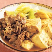 【あったかレシピ】肉豆腐をカレー味にアレンジしておかずのマンネリを解消！