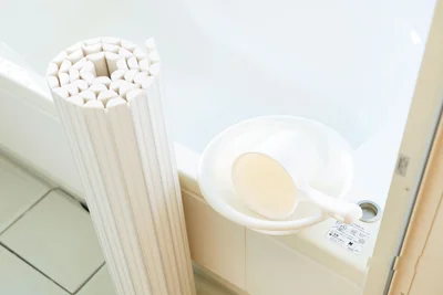 使うものを厳選して床置きをなくす