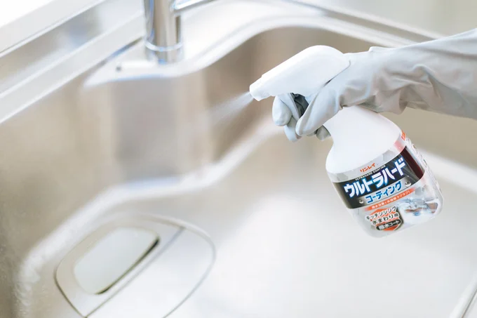 汚れをはじいて水あか、ぬめり、カビをガード「ウルトラハードコーティングキッチンシンク水まわり用」