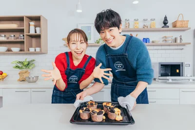 スタジオ中にあま〜い香りが広がり、2人もニッコリ