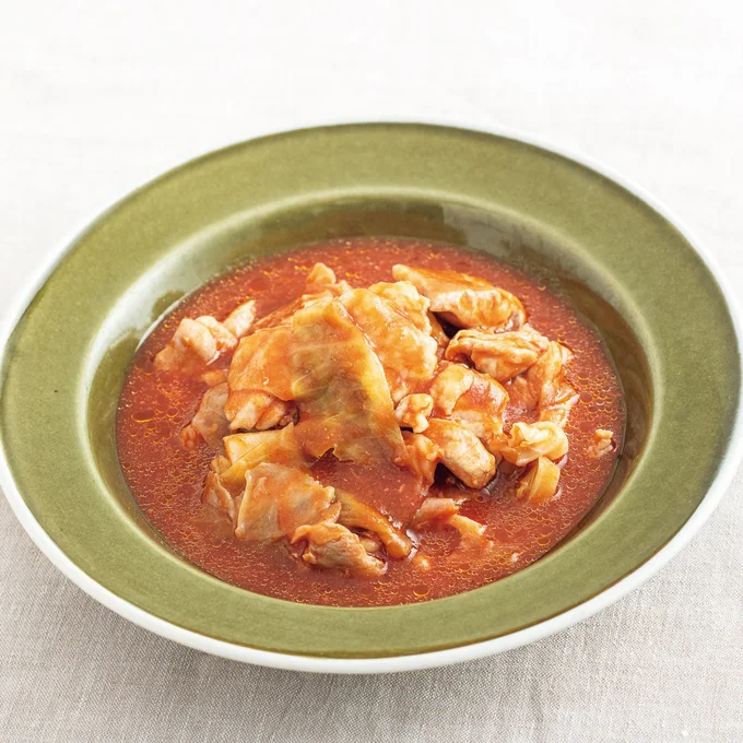 「鶏ももとキャベツのトマト煮」