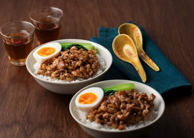 豚こま魯肉飯