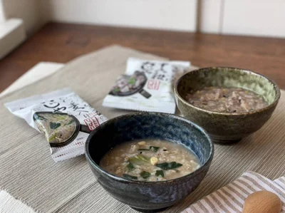 「ねぎらう生姜のもち麦入りおじや」と「ゆずとゆばの十六穀おじや」